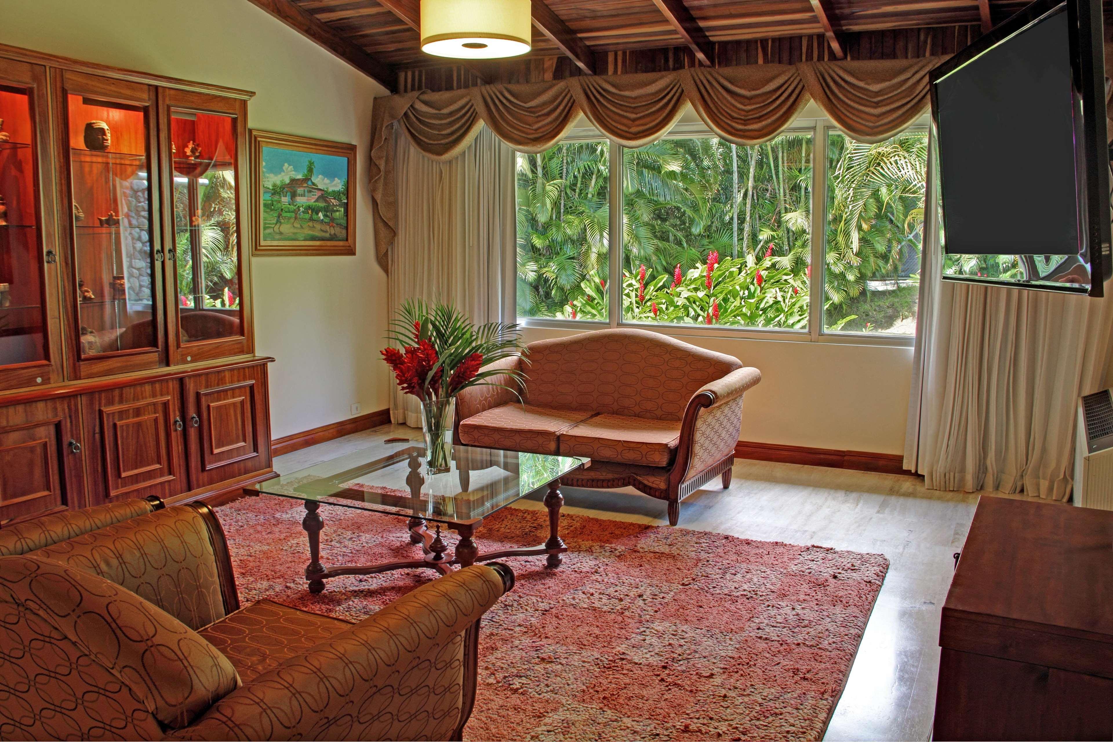 Hilton Cariari Doubletree San Jose - Costa Rica Hotel Exterior foto A living room