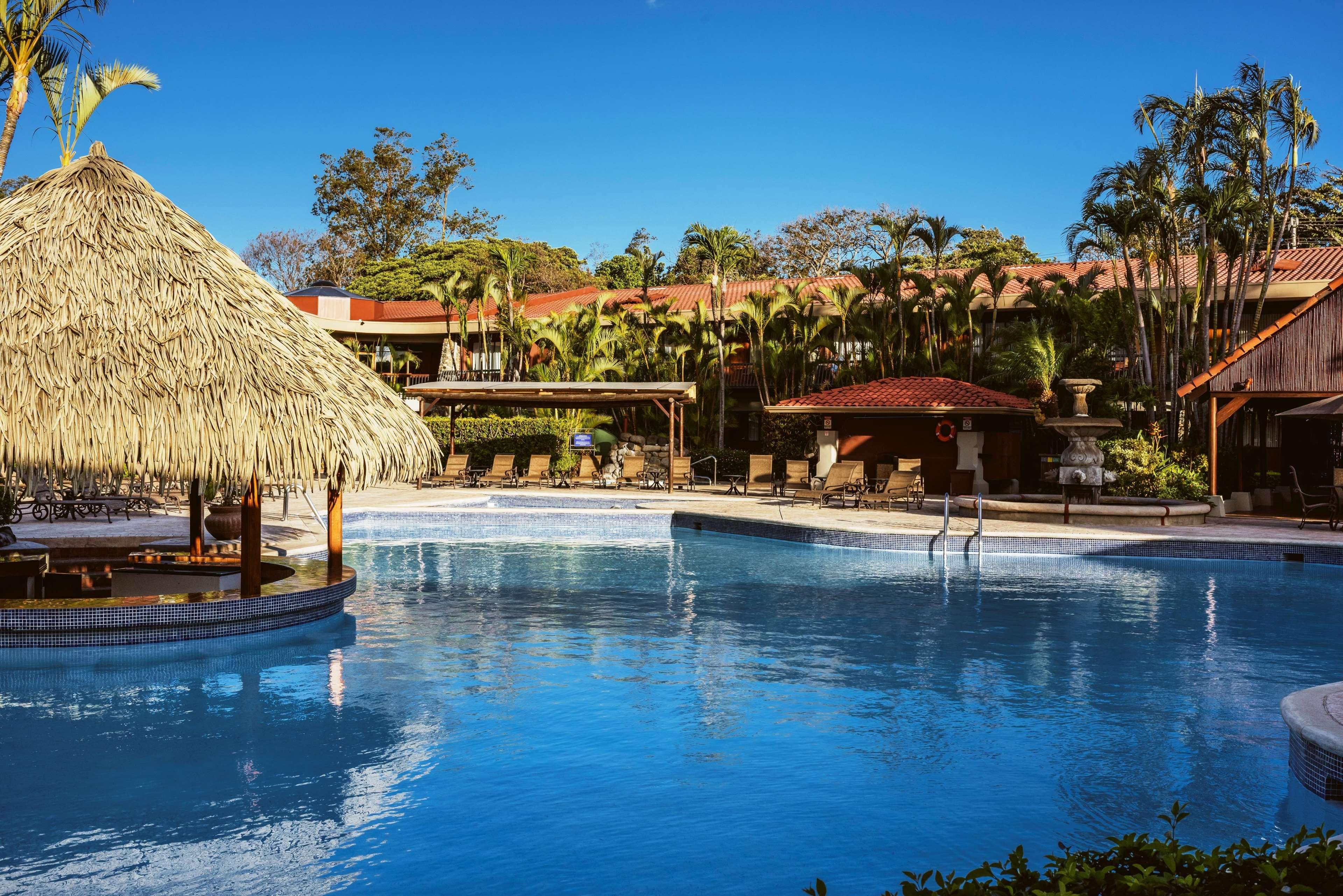 Hilton Cariari Doubletree San Jose - Costa Rica Hotel Exterior foto The pool at the Sheraton San Diego Hotel and Casino
